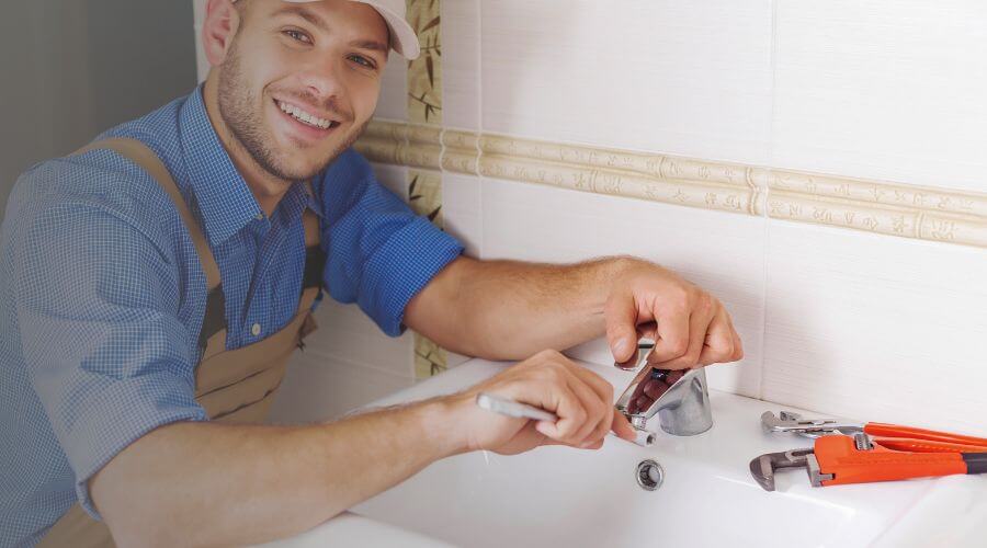 Handle or spout repair in Plymouth, IN